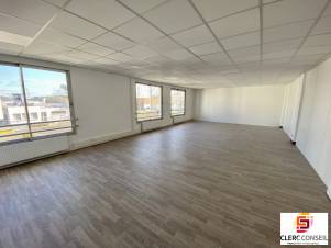 Location - Bureaux 73m² - Évreux