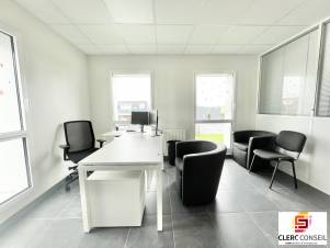 Location - Bureaux 170m² - Boos