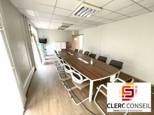 Location - Bureaux 610m² - Mont-saint-aignan