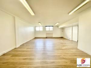 Location - Bureaux 88m² - Bihorel