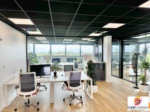 Location - Bureaux 166m² - Saint-martin-du-vivier