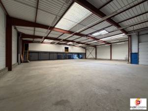 Location - Local d'activité 1500m² - La vaupalière