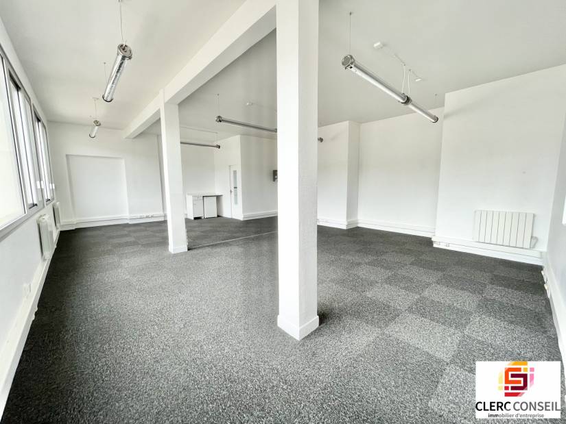 Location - Bureaux 88m² - Rouen droite 