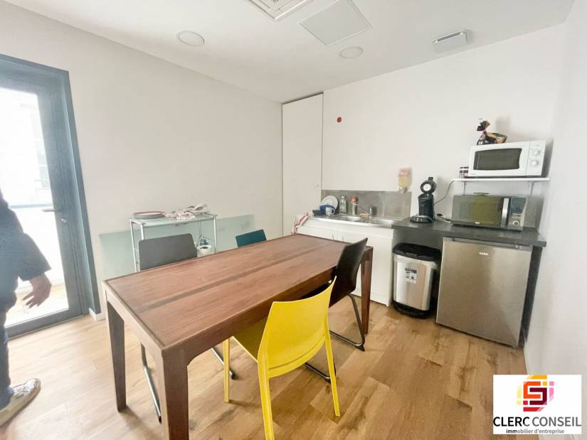 Location - Bureaux 19m² - Rouen droite 