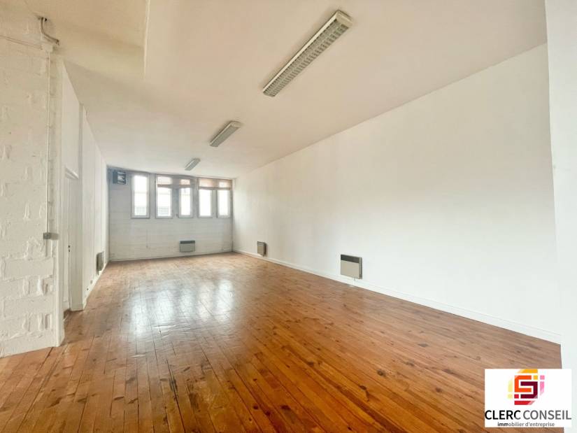 Location - Bureaux 108m² - Rouen droite 