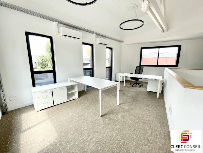 Location - Bureaux 97m² - Rouen nord 