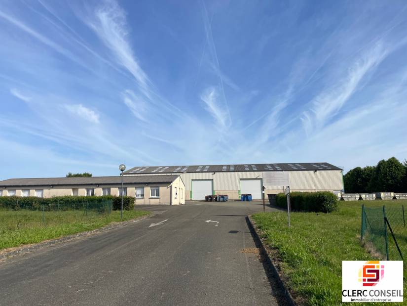 Vente - Local d'activité 2700m² - N14