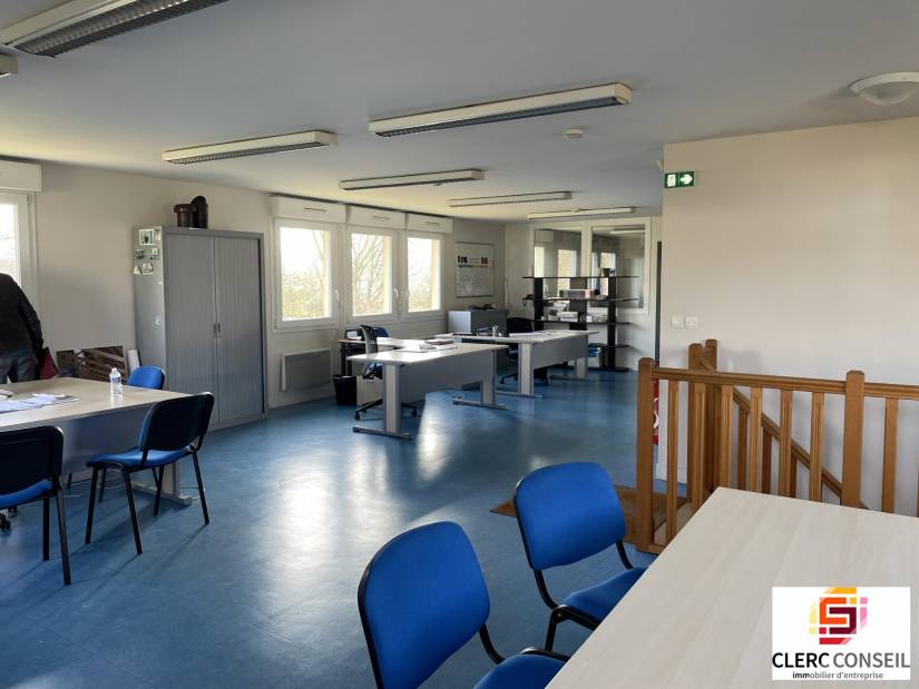 Vente - Local d'activité 380m² - Val de reuil 