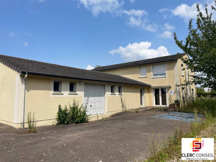 Vente - Local d'activité 380m² - Val de reuil 