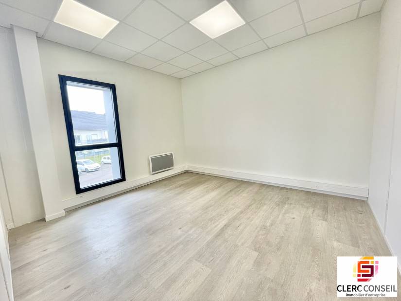 Location - Bureaux 129m² - Rouen est 