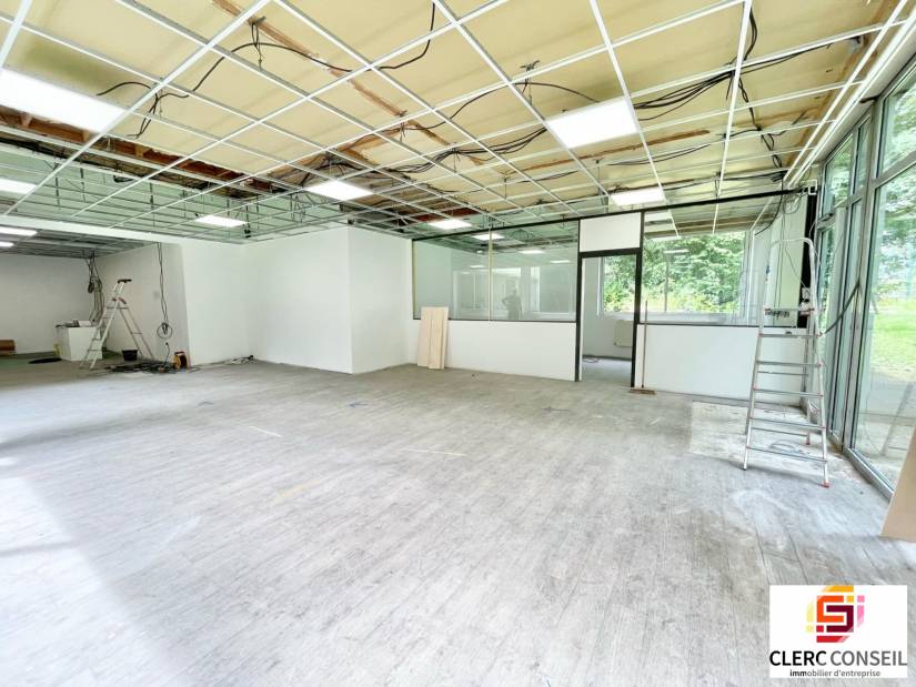 Location - Bureaux 191m² - Rouen nord 