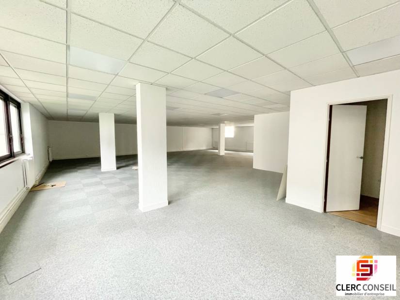 Location - Bureaux 166m² - Rouen droite 