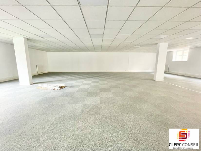 Location - Bureaux 166m² - Rouen droite 