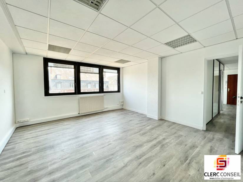 Location - Bureaux 64m² - Rouen droite 