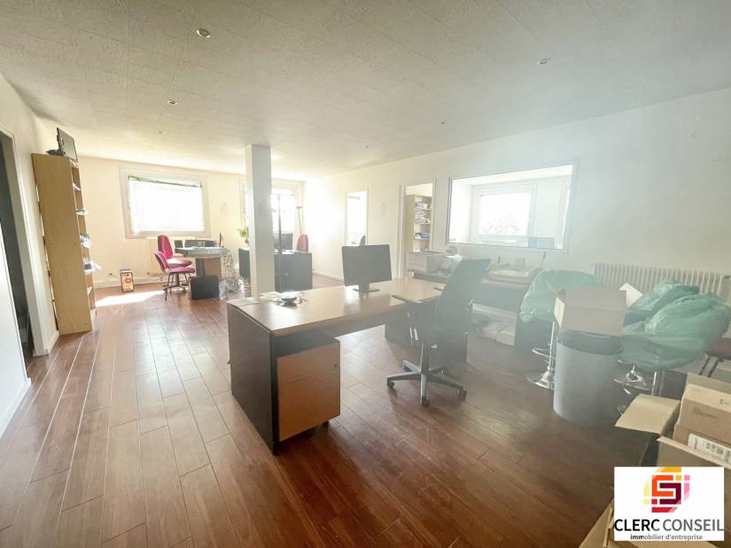 Location - Bureaux 80m² - Rouen nord 