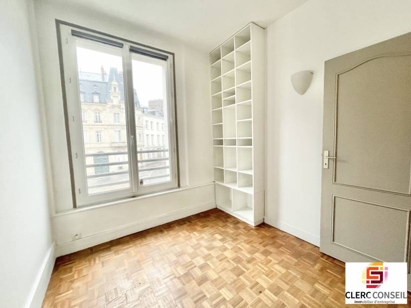 Location - Bureaux 80m² - Rouen droite 