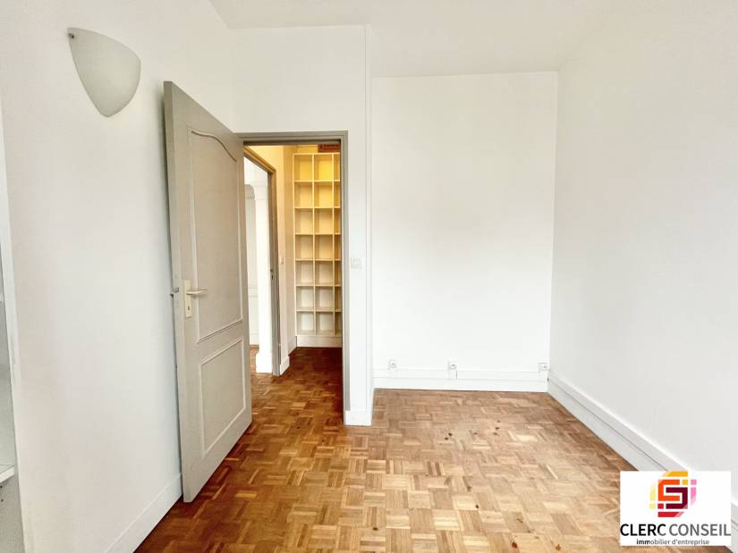 Location - Bureaux 80m² - Rouen droite 