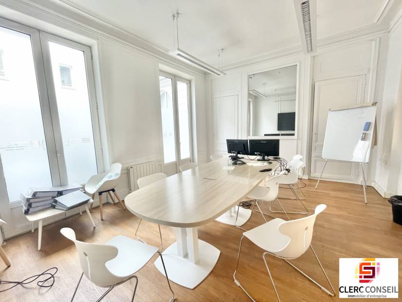 Location - Bureaux 107m² - Rouen