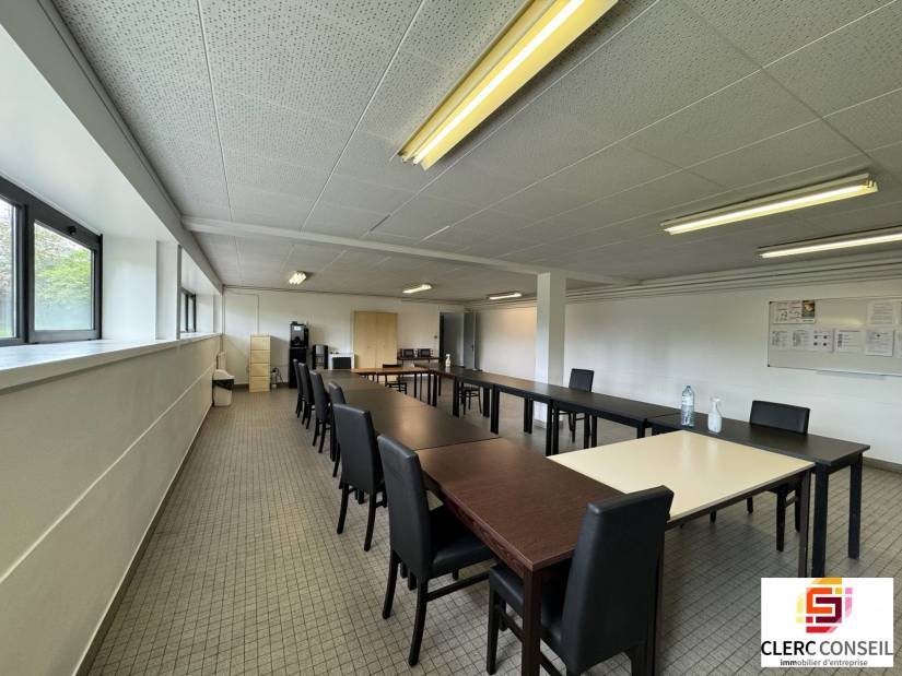 Location - Local d'activité 4200m² - Sotteville-lès-rouen