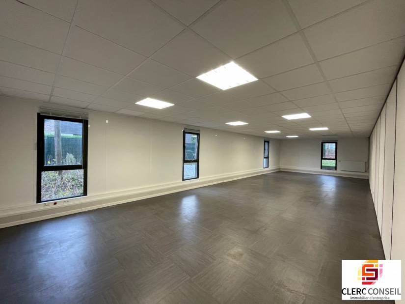 Location - Bureaux 424m² - Mont-saint-aignan