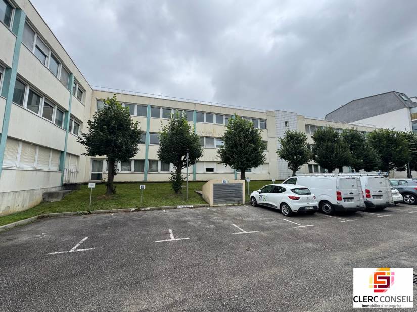 Location - Bureaux 546m² - Rouen