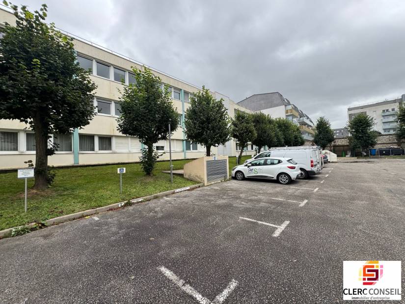 Location - Bureaux 797m² - Rouen