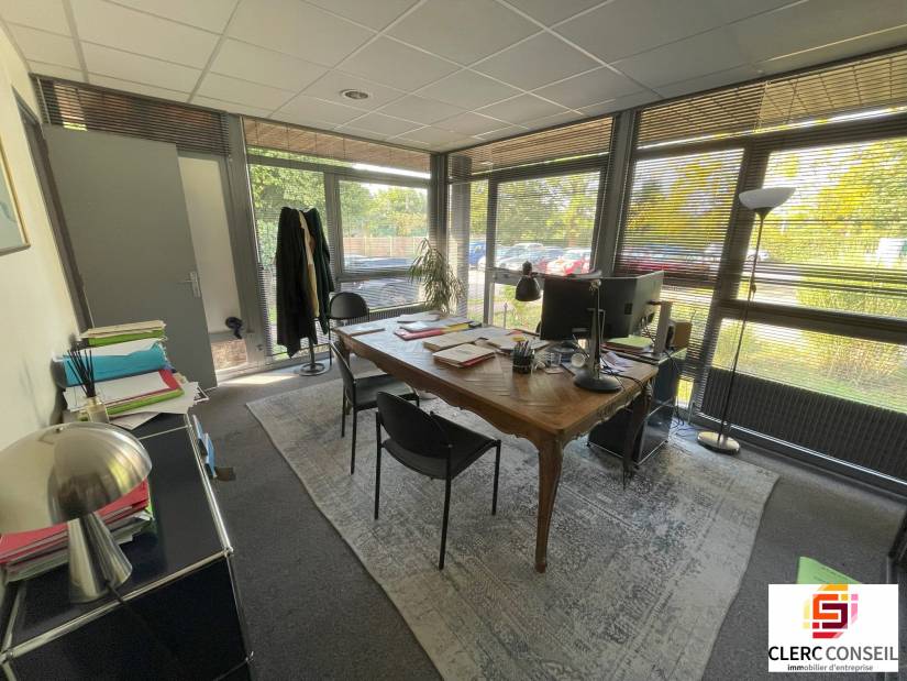 Location - Bureaux 64m² - Mont-saint-aignan