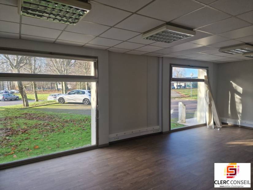 Vente - Bureaux 610m² - Mont-saint-aignan