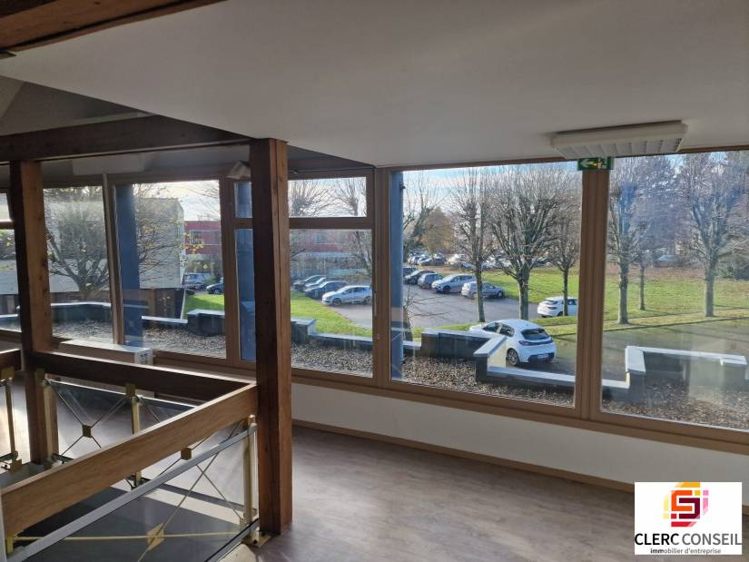 Vente - Bureaux 610m² - Mont-saint-aignan