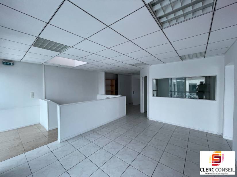 Location - Bureaux 432m² - Évreux