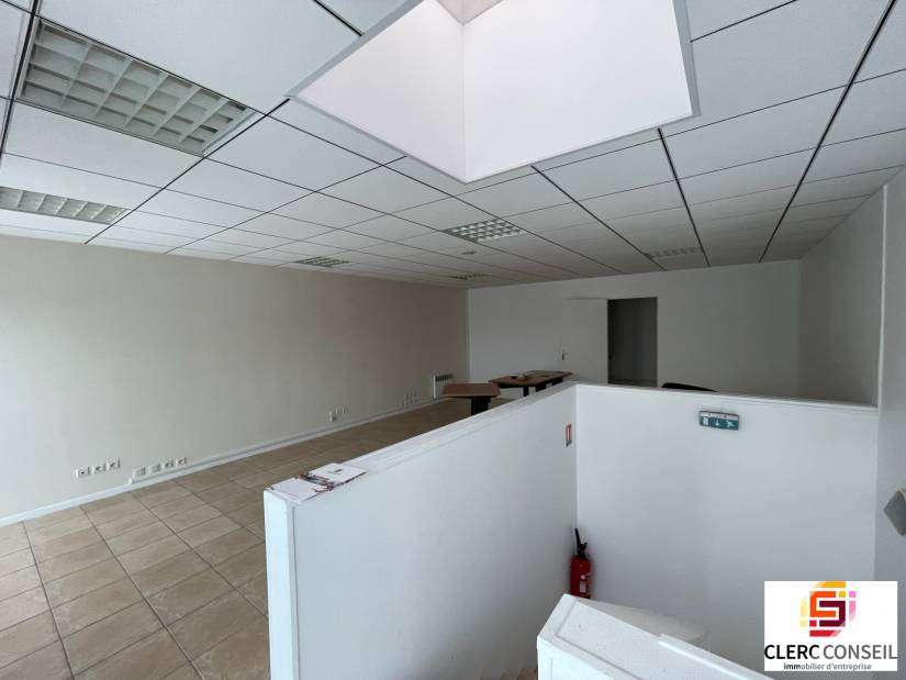 Location - Bureaux 432m² - Évreux