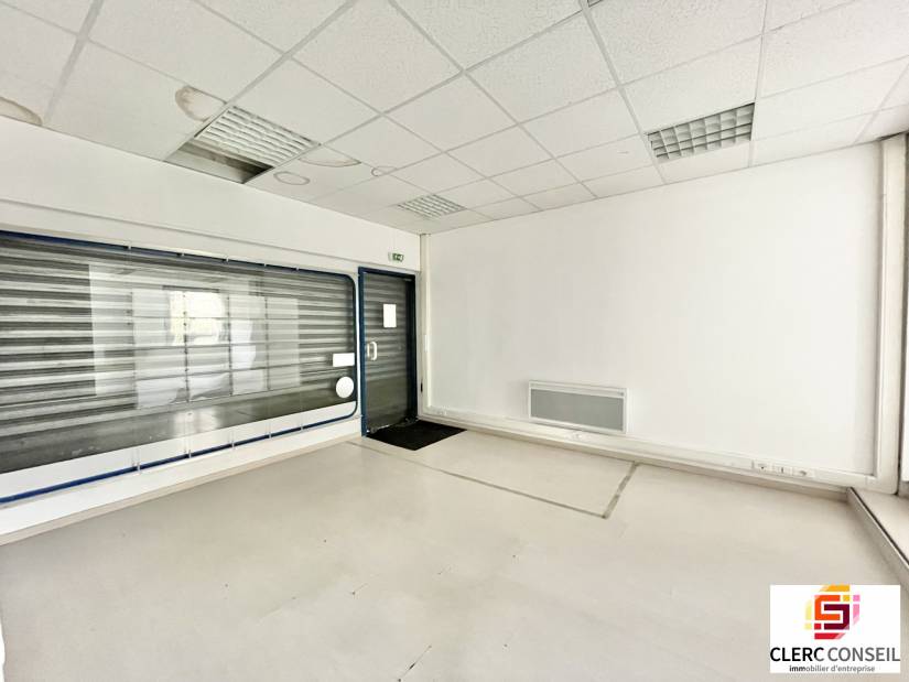 Location - Local commercial 74m² - Rouen