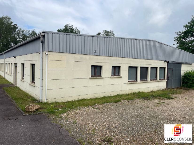 Location - Local d'activité 961m² - Évreux