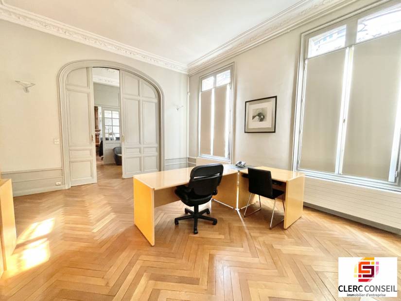 Location - Bureaux 132m² - Rouen