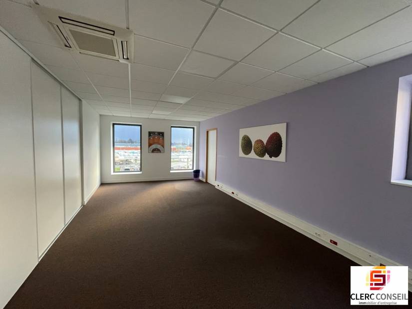 Location - Bureaux 697m² - Mont-saint-aignan