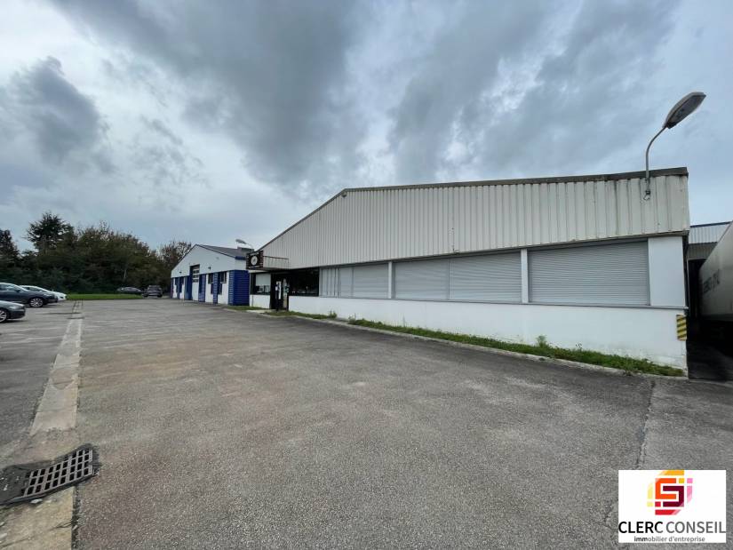 Location - Local d'activité 3100m² - Isneauville