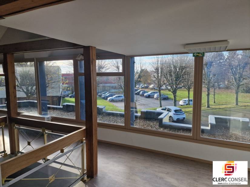 Vente - Bureaux 610m² - Mont-saint-aignan