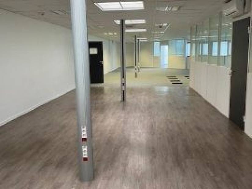 Location - Bureaux 1647m² - Mont-saint-aignan