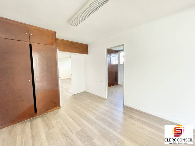 Location - Bureaux 88m² - Bihorel