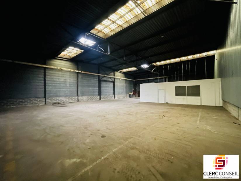 Location - Local d'activité 600m² - Saint-Étienne-du-rouvray