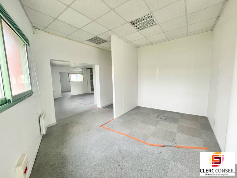 Location - Bureaux 153m² - Grand-couronne