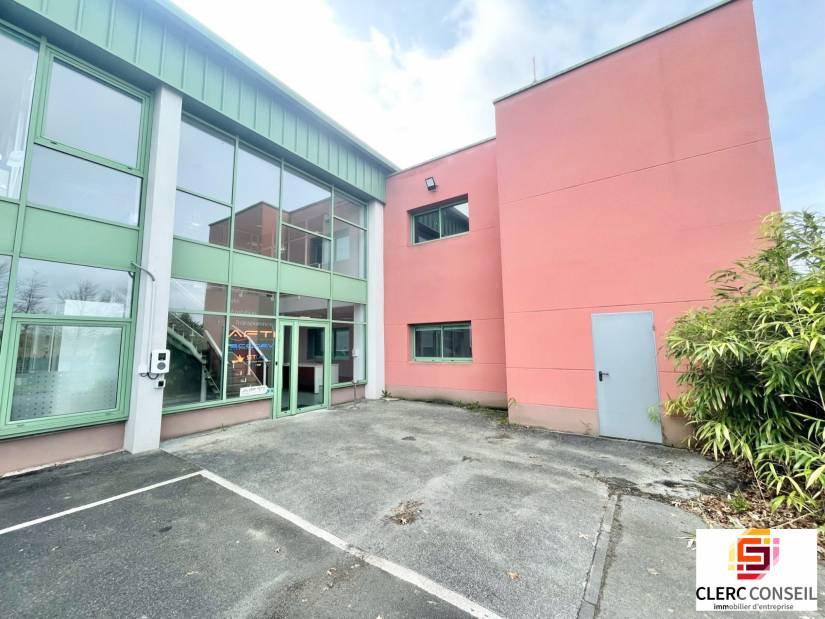 Location - Bureaux 153m² - Grand-couronne