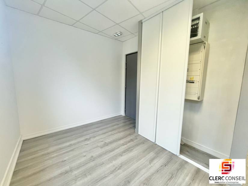 Location - Bureaux 100m² - Mont-saint-aignan