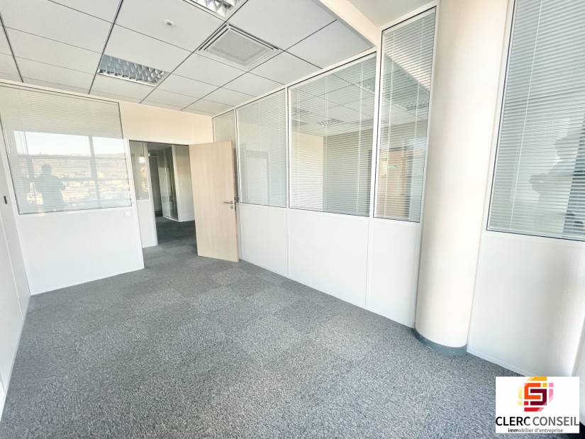 Location - Bureaux 192m² - Rouen