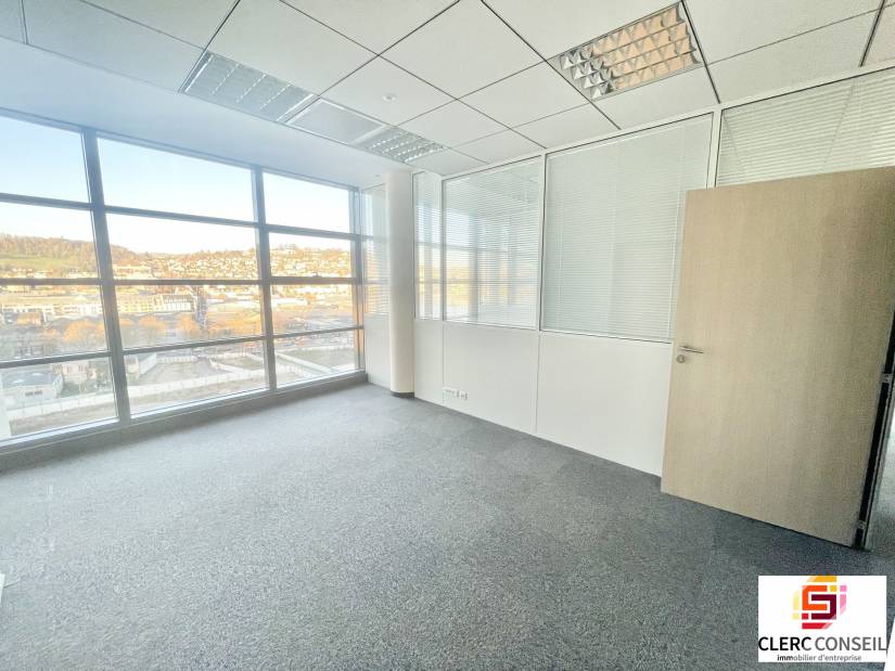 Location - Bureaux 192m² - Rouen