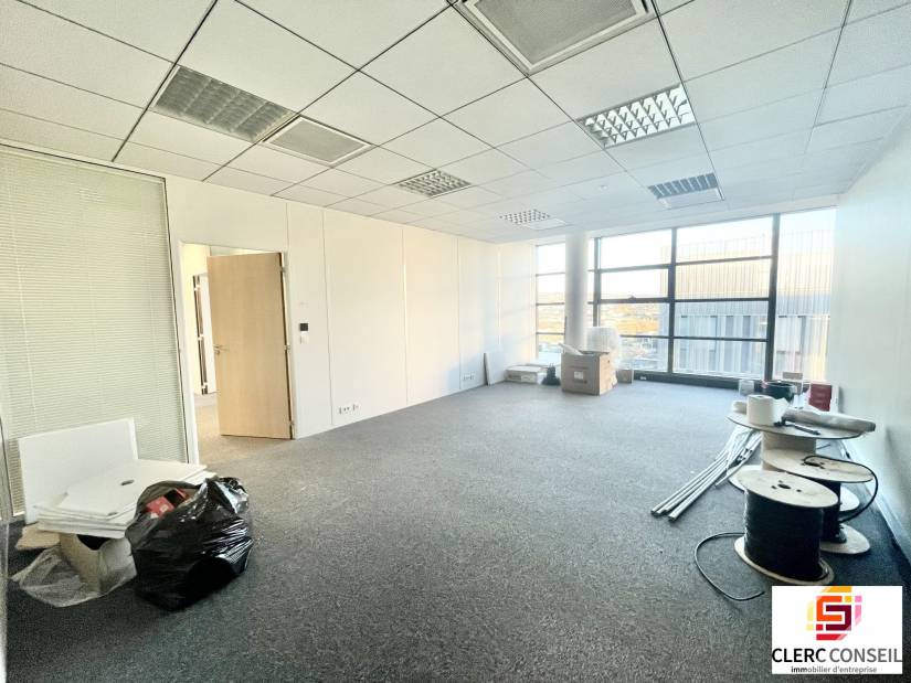 Location - Bureaux 192m² - Rouen