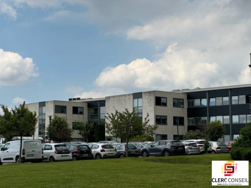 Vente - Bureaux 2917m² - Mont-saint-aignan