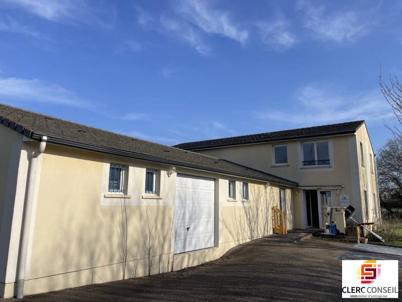 Vente - Local d'activité 380m² - Val-de-reuil