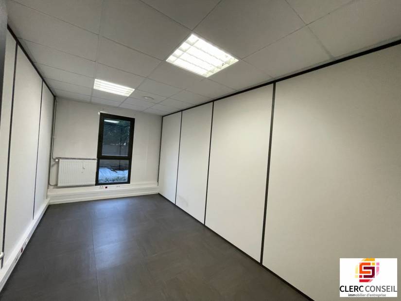 Location - Bureaux 424m² - Mont-saint-aignan