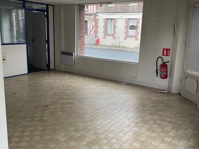 Vente - Local commercial 275m² - Pont-saint-pierre